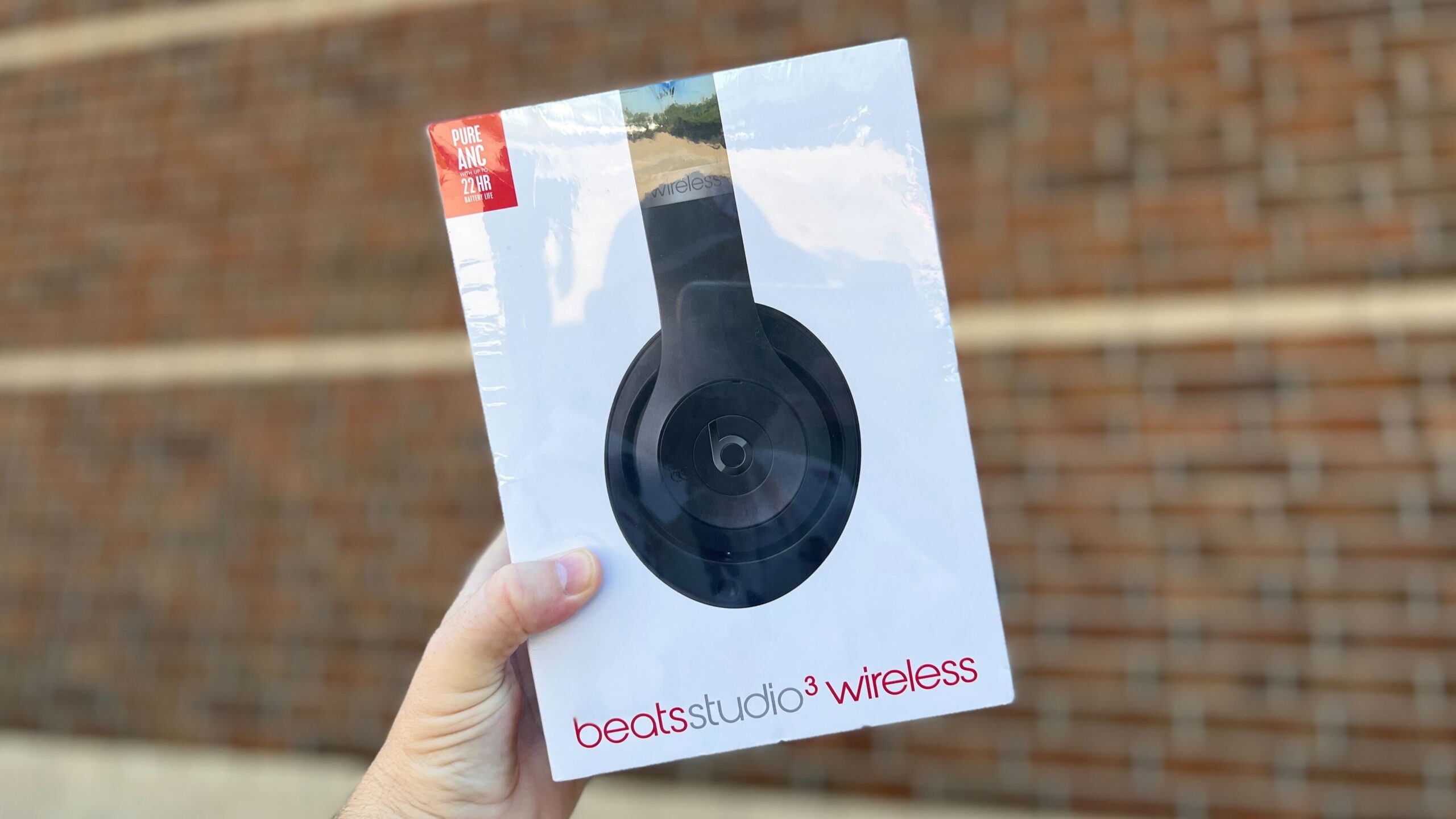 beats solo 3 wireless target