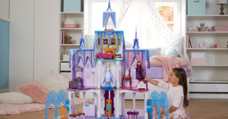 Disney Frozen II Ultimate Arendelle Castle Play Set