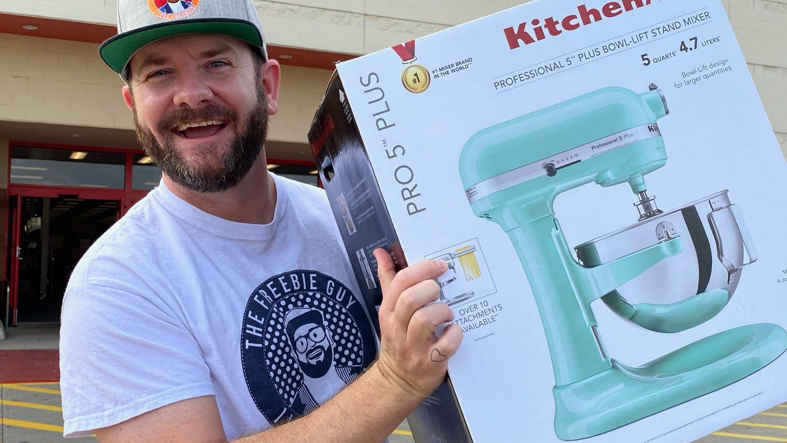 The Freebie Guy on Instagram: LOWEST PRICE!!! 🍪KitchenAid 5.5 Quart Bowl-Lift  Stand Mixer! Only $212 Shipped (Reg. $450) 🔗 LINK IN BIO @thefreebieguy -  click the link at the top of my