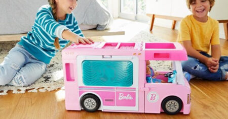 Barbie Estate In Dreamcamper Vehicle With Pool