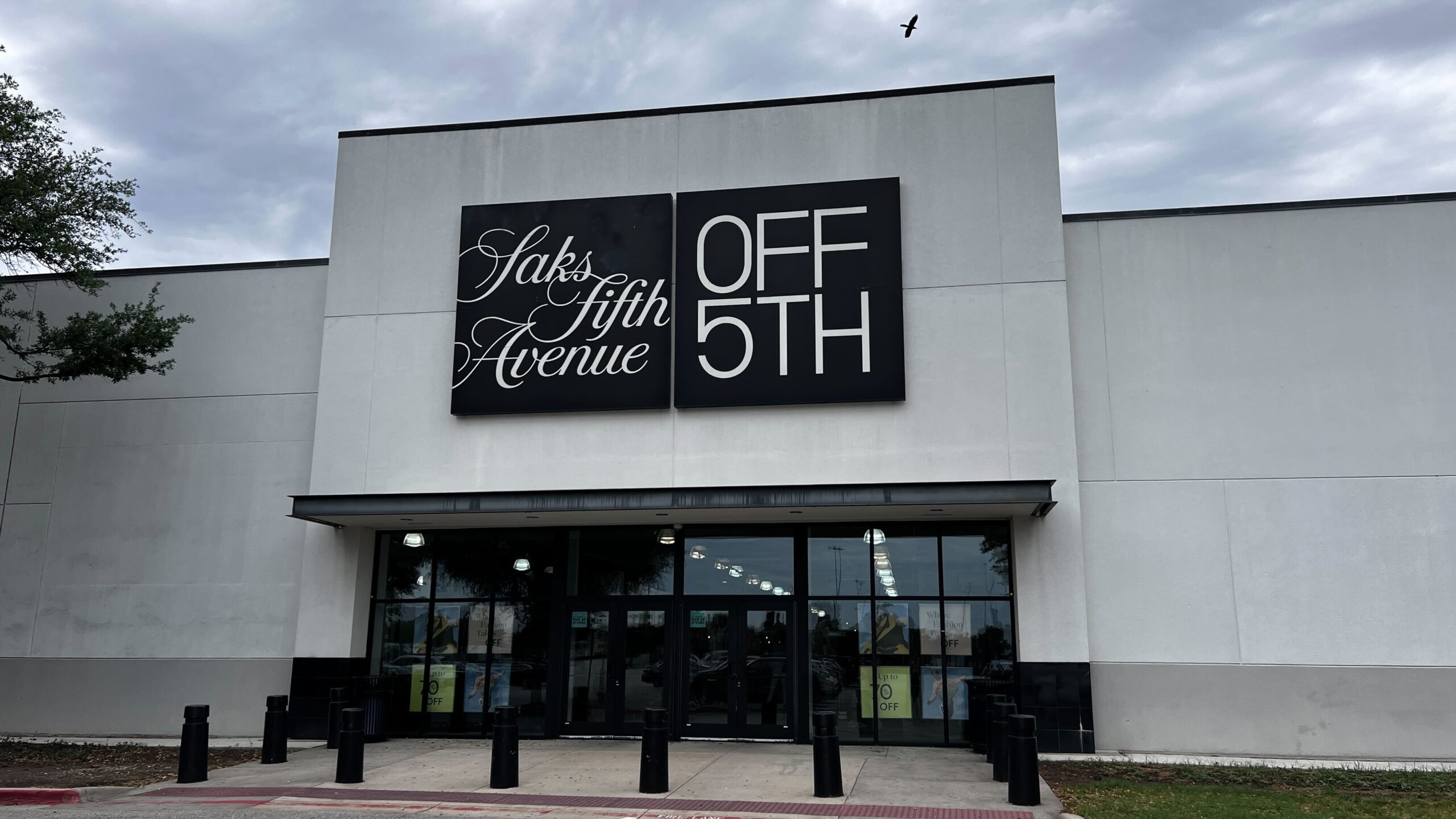Saks 5th Avenue - Spend $150+ On Designer Brands & MORE & Score a FREE $75  Gift Card - The Freebie Guy®
