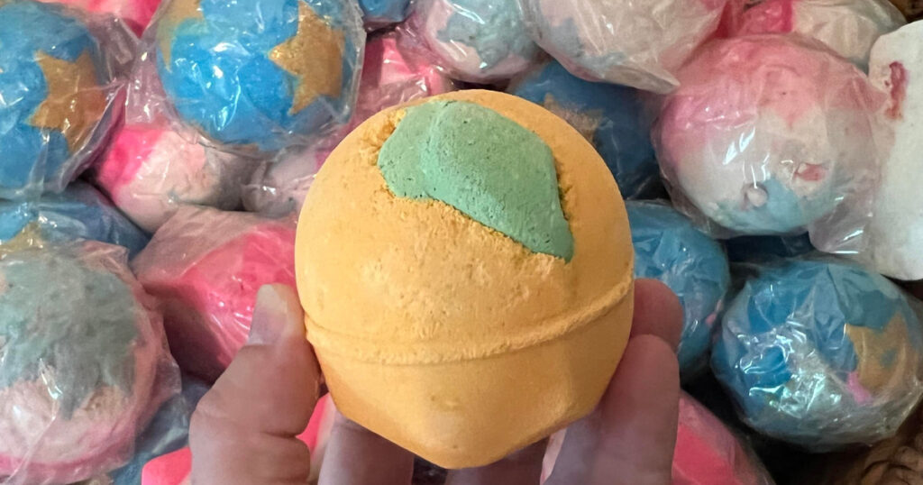 Free LUSH Bath Bombs TODAY April 27th The Freebie Guy® ️️️