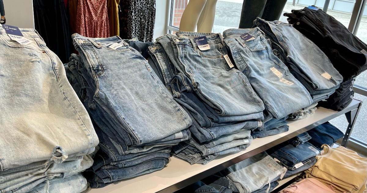 Old navy shop $10 jeans