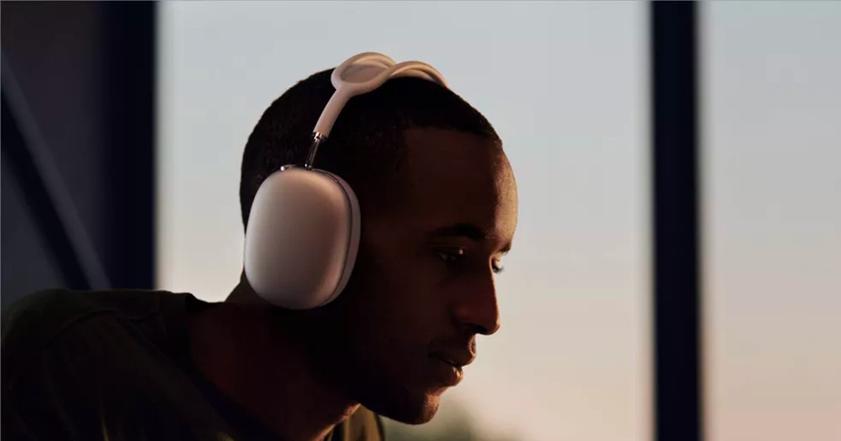 Target Black Friday Deal Apple AirPods Max Only 449 (Reg. 549) The Freebie Guy®