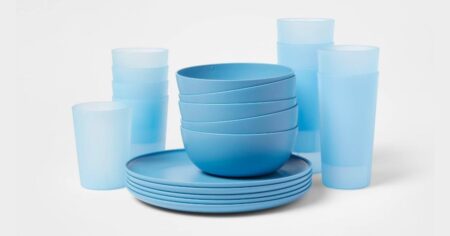 Room Essentials Dinnerware Set