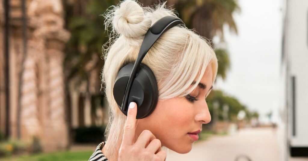 Best Buy Deal of the Day Bose Wireless Headphones Only 269 (Reg