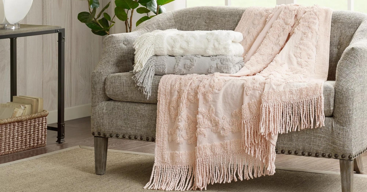 Madison Park Mila Cotton Tufted Throw Blankets