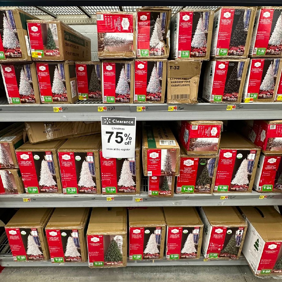 Walmart Clearance 75 Off Christmas Holiday Items The Freebie Guy®