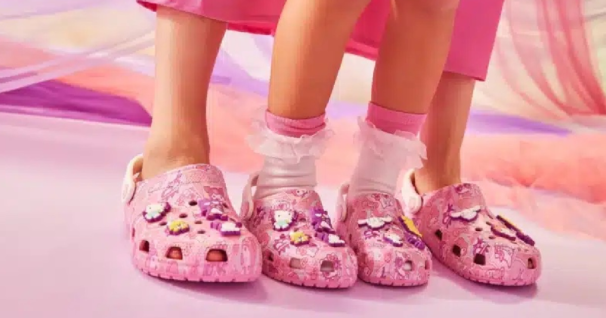 Hello Kitty Crocs