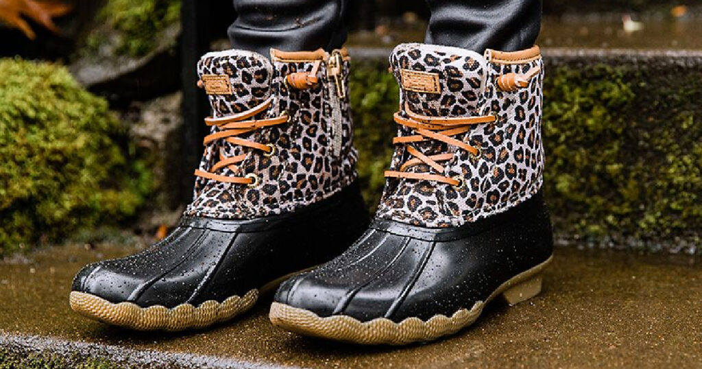 sperry duck boots 9