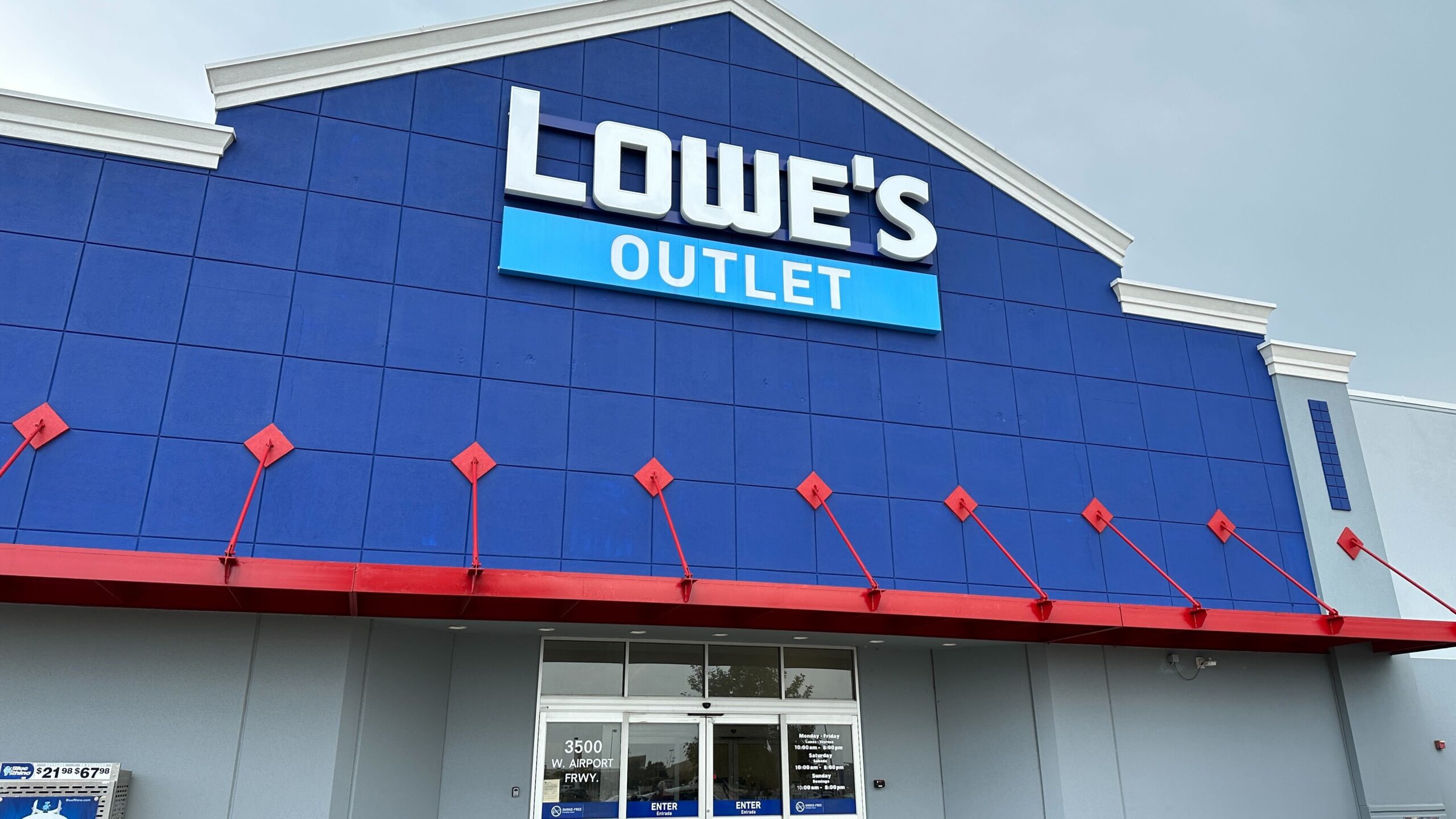 Shop Lowe's Outlet Centers for up to 80% Off Appliances, Patio ...