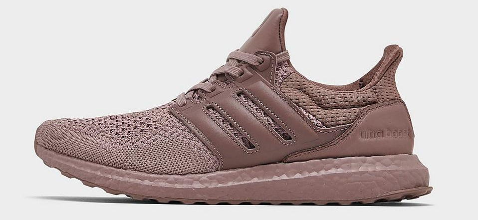 WOMEN'S ADIDAS ULTRABOOST
