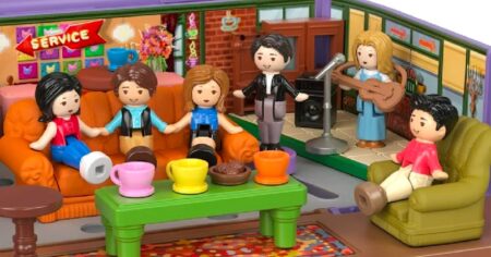 polly pocket friends