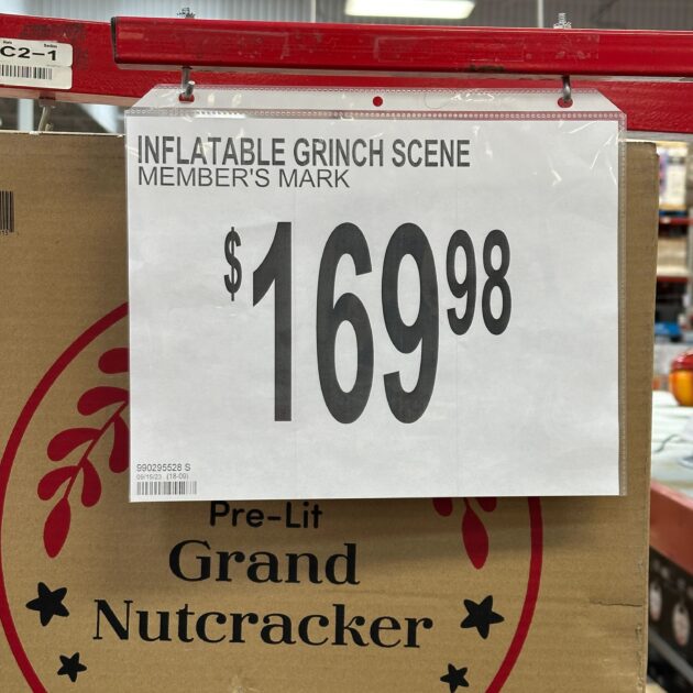 Sams club inflatable grinch x