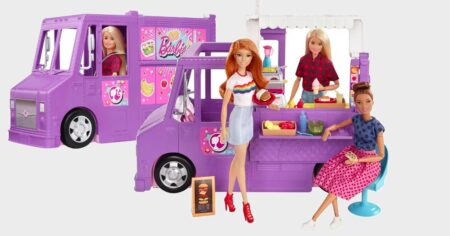 BARBIE FOOD TRUCK