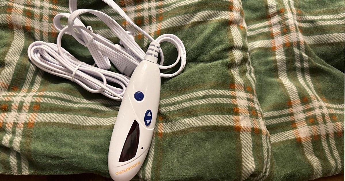 Up to 68 Off Electric Heated Blankets at Kohl s Get 10 Kohl s