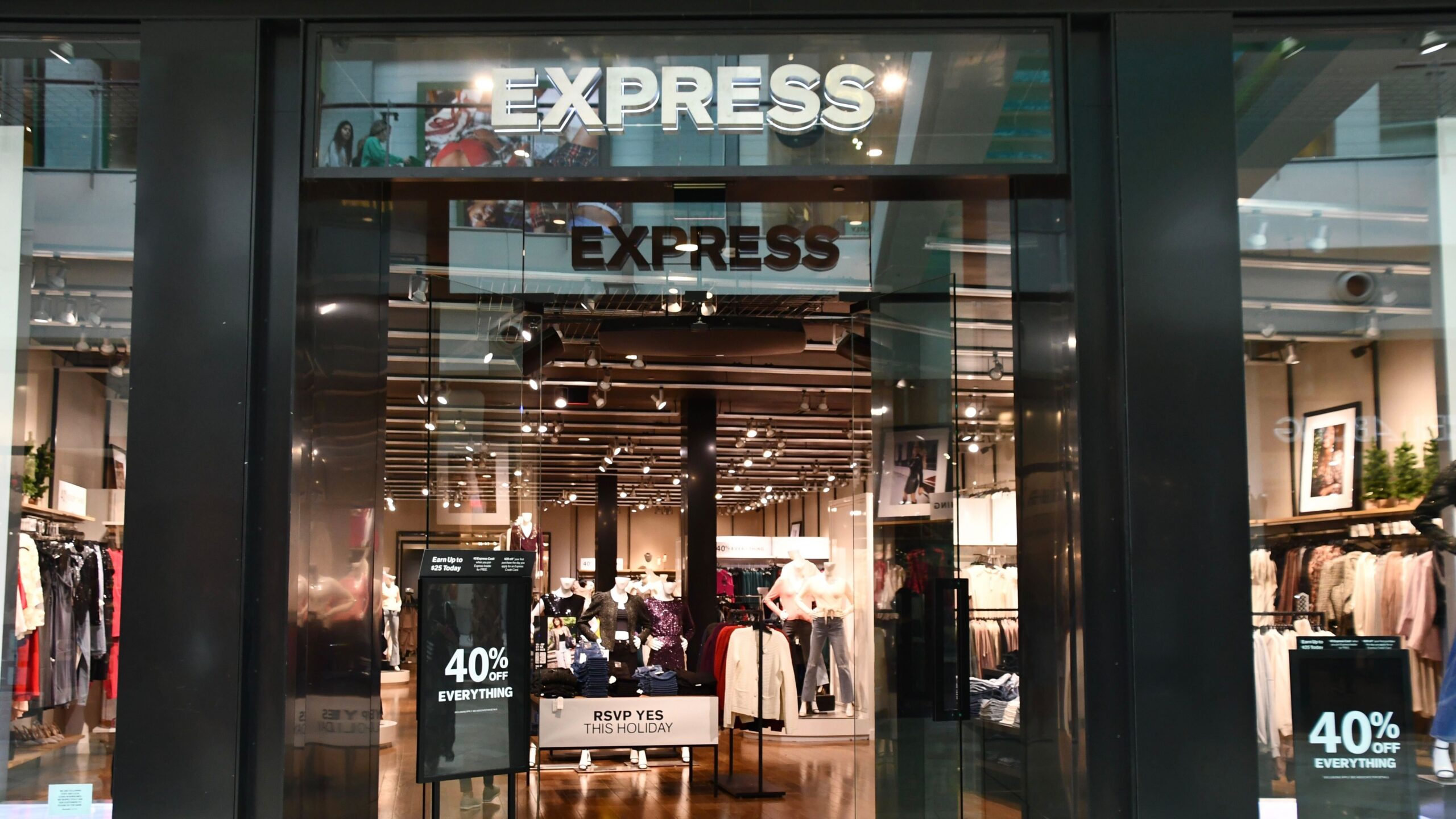 express-storefront Image from iOS scaled