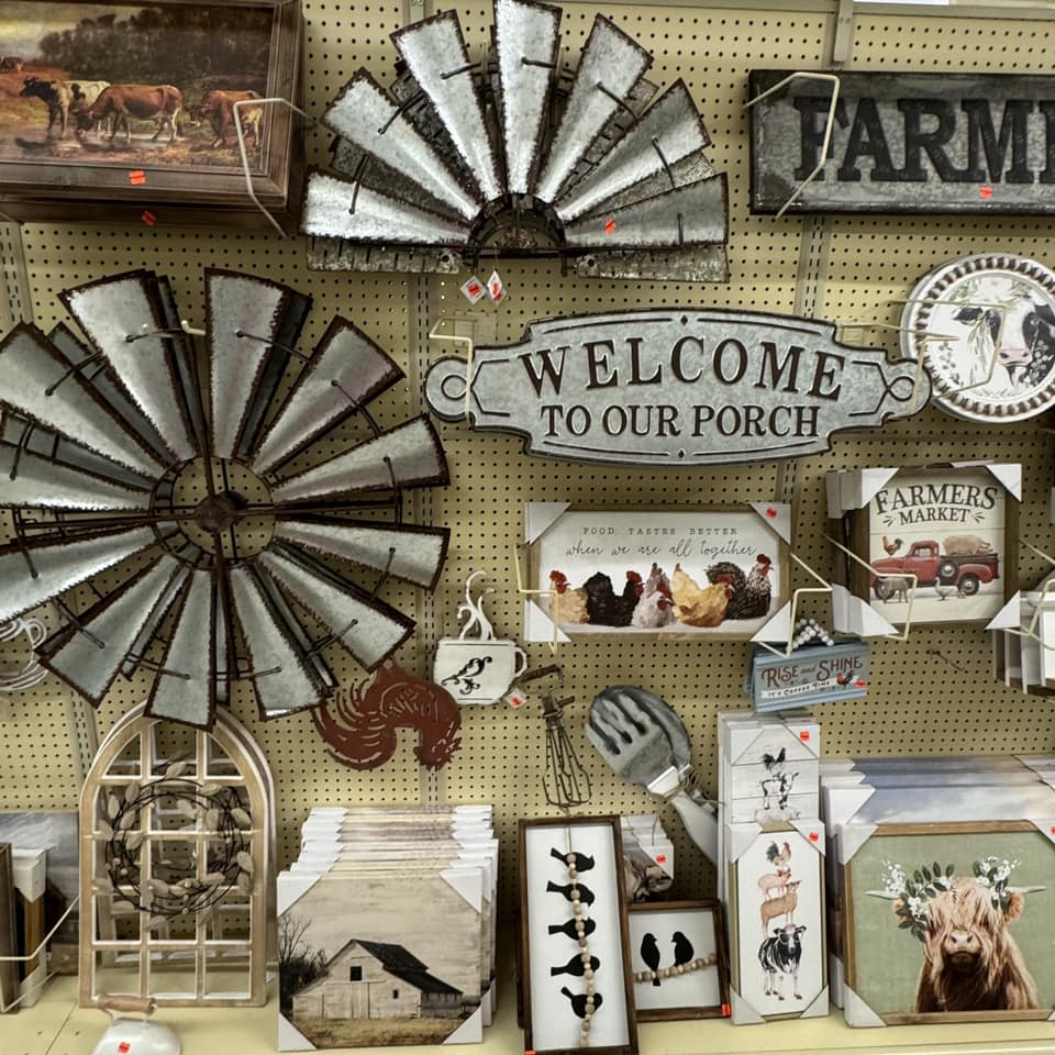 farm decor display