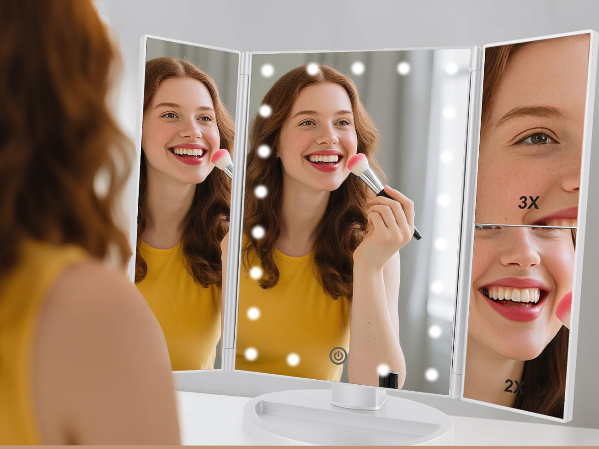 Lighted Makeup Mirror