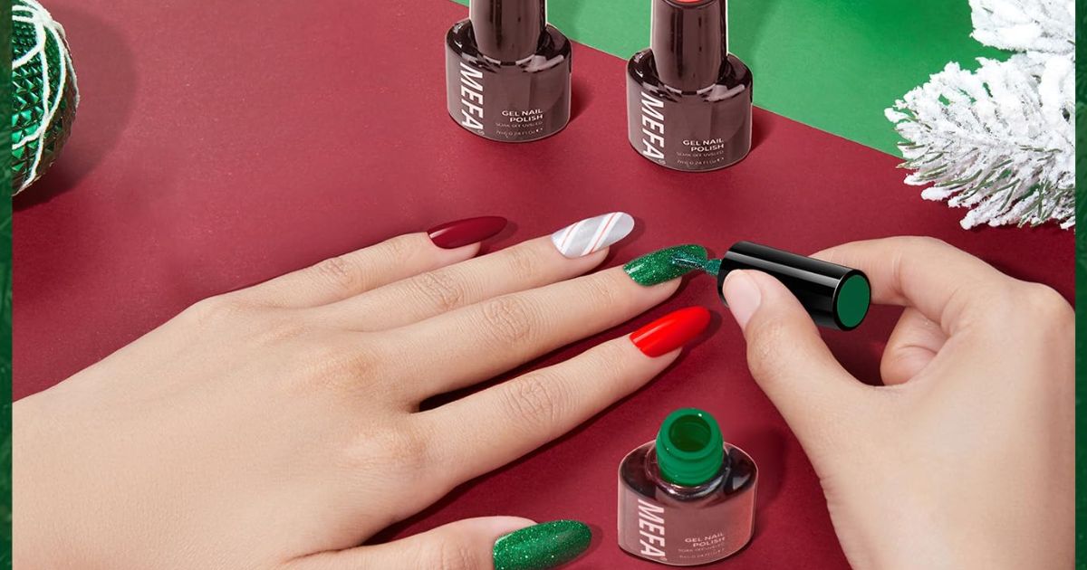 Mefa Christmas Set person painting their nails