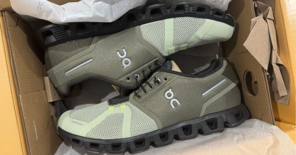 on cloud running shoes on cloud running shoes