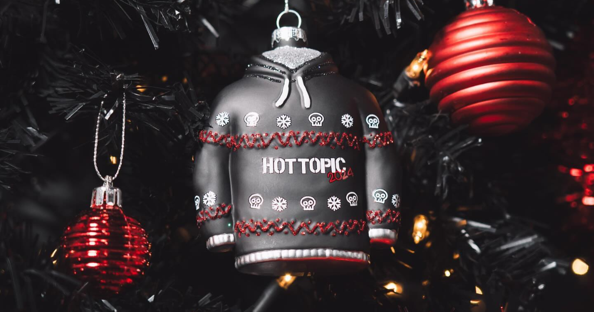 Hot Topic “It’s Giving” 2024 Holiday Sweepstakes Hot Topic “It’s Giving” 2024 Holiday Sweepstakes