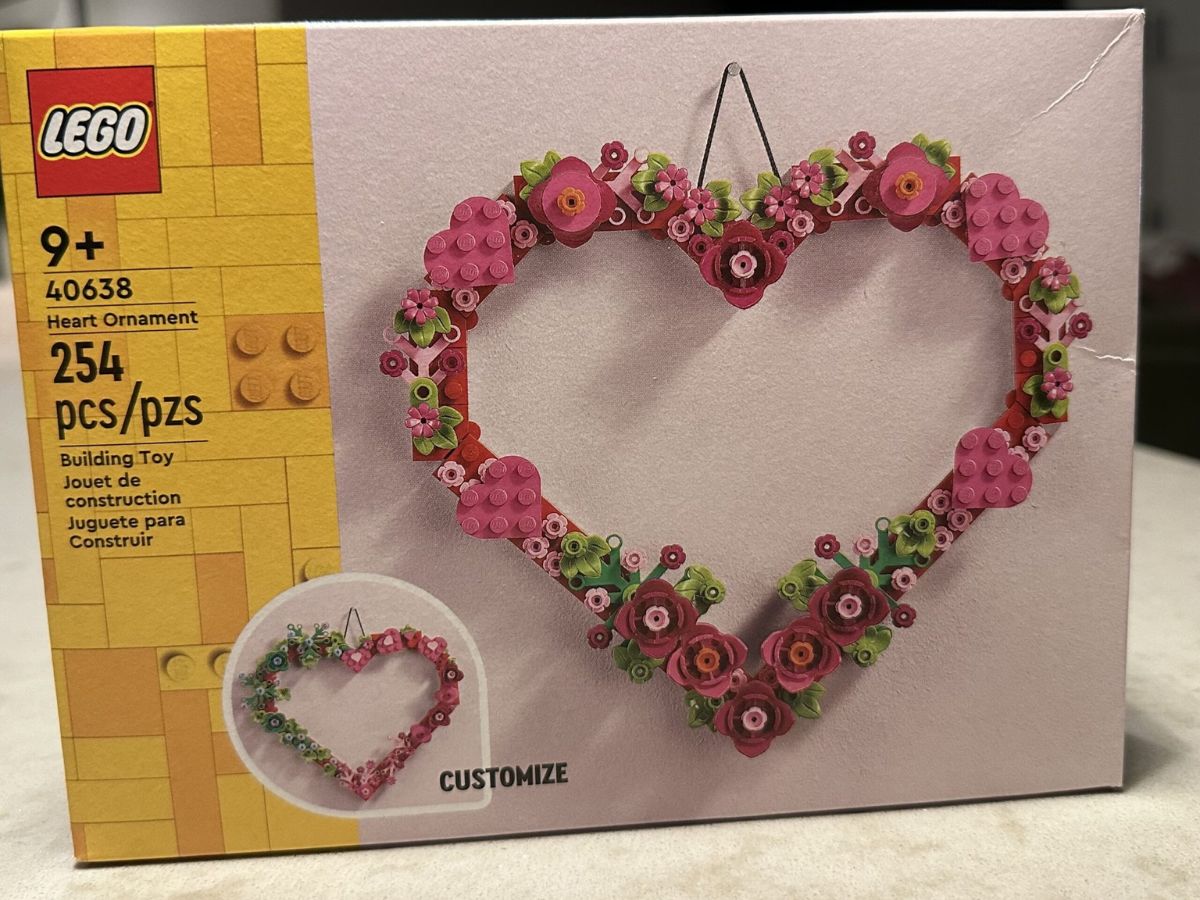 LEGO Heart Wreath