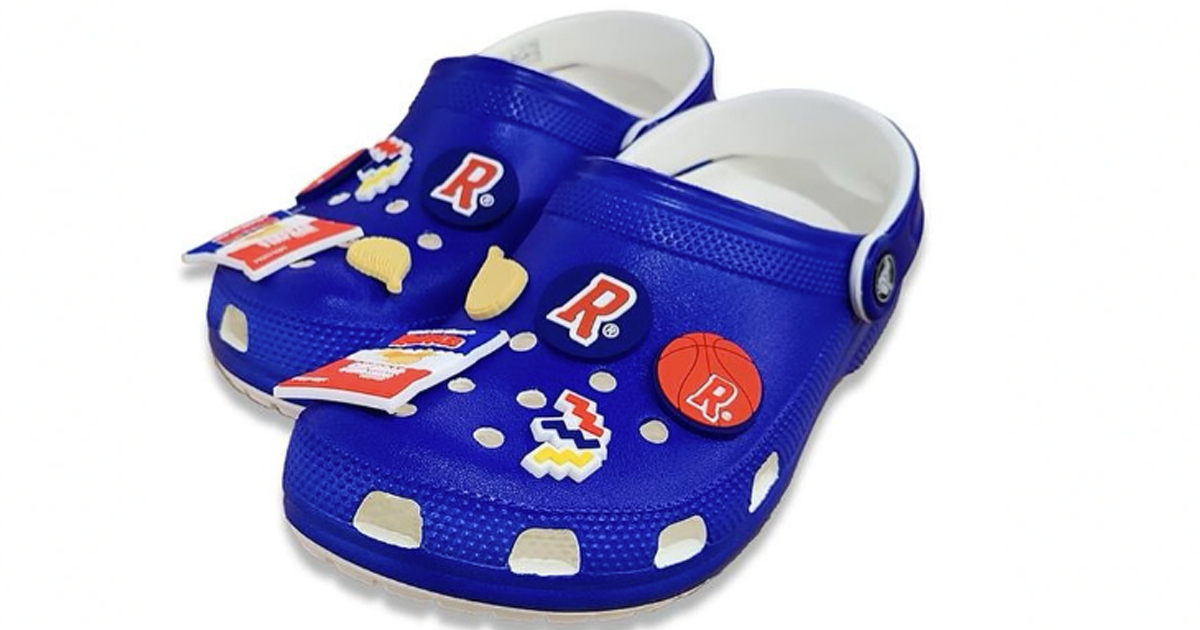 ruffles crocs