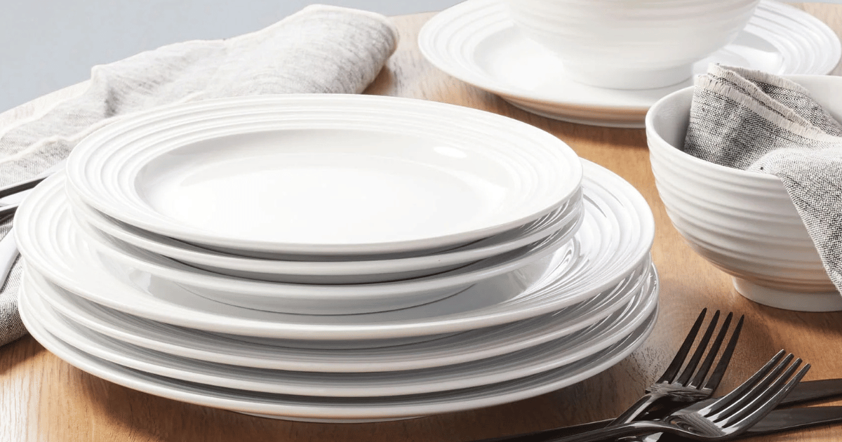 better Homes dinnerware