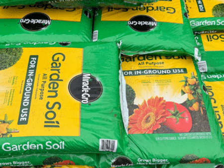 garden soil lowes