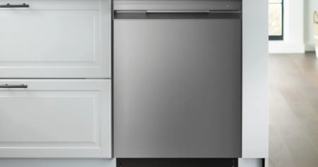 Insignia 24 top control built In dishwasher