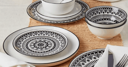 Tabletops Unlimited Dinnerware Set