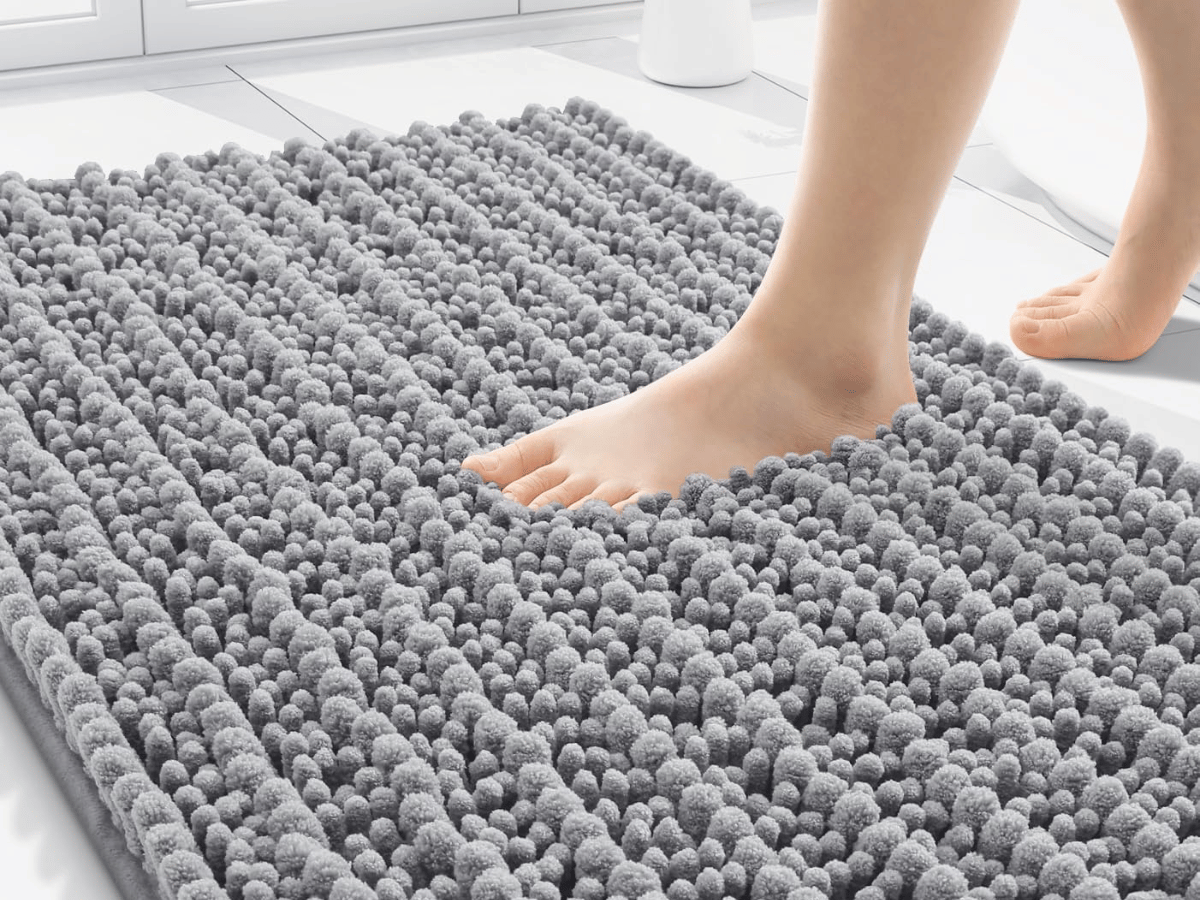 Smiry Bathroom Rug