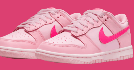 Nike Triple Pink