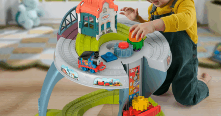 Thomas & Friends My First Train Table play set