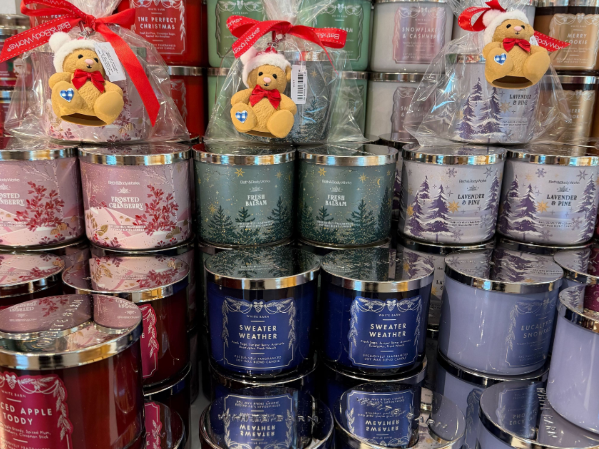 bath and body works holiday 3 wick candles bbw bbw holiday candles 3 wick three wick