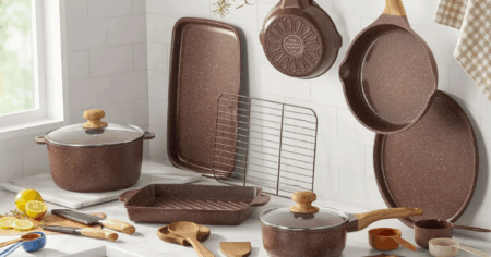 cookware set at wlamrt