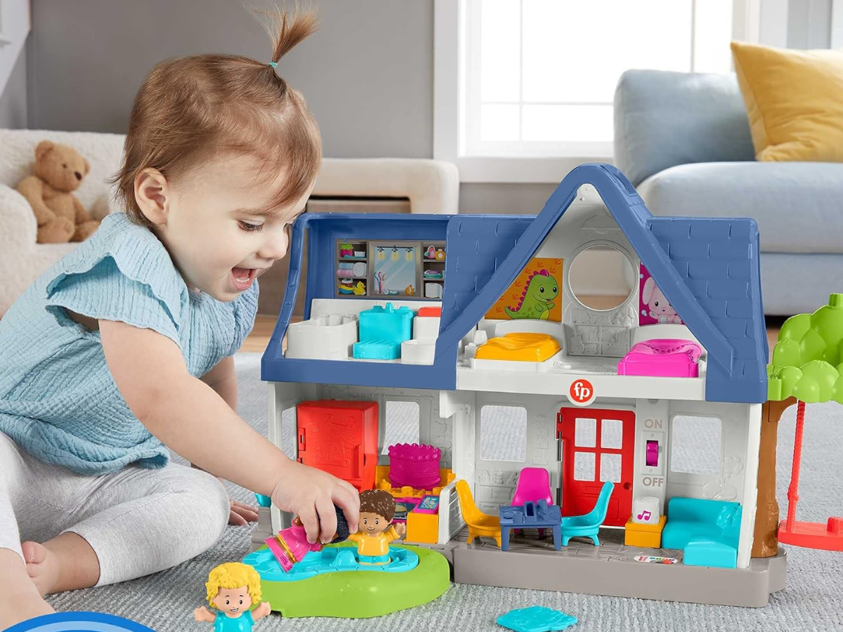 Fisher pRice play together house