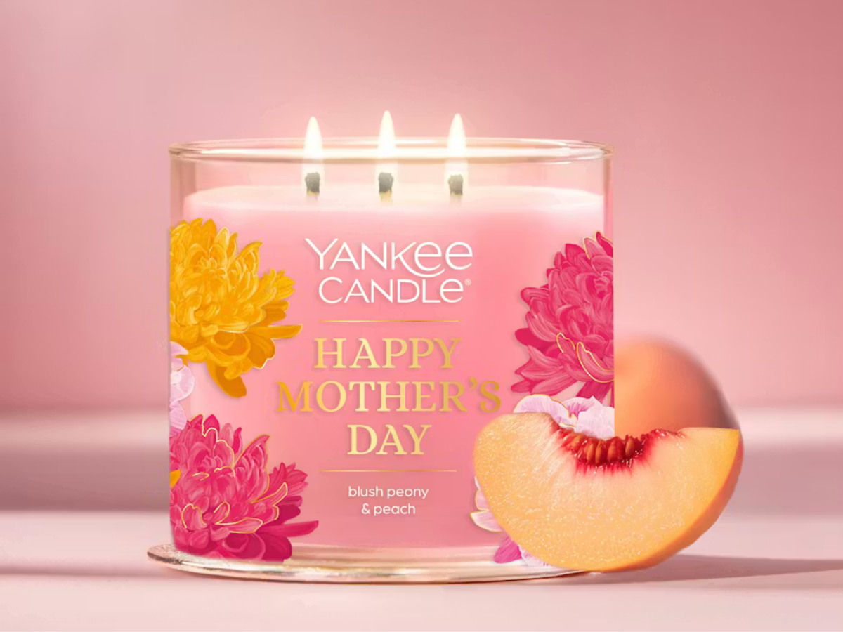 Yankee Candle Blush Peony & Peach Happy Mother's Day Candle
