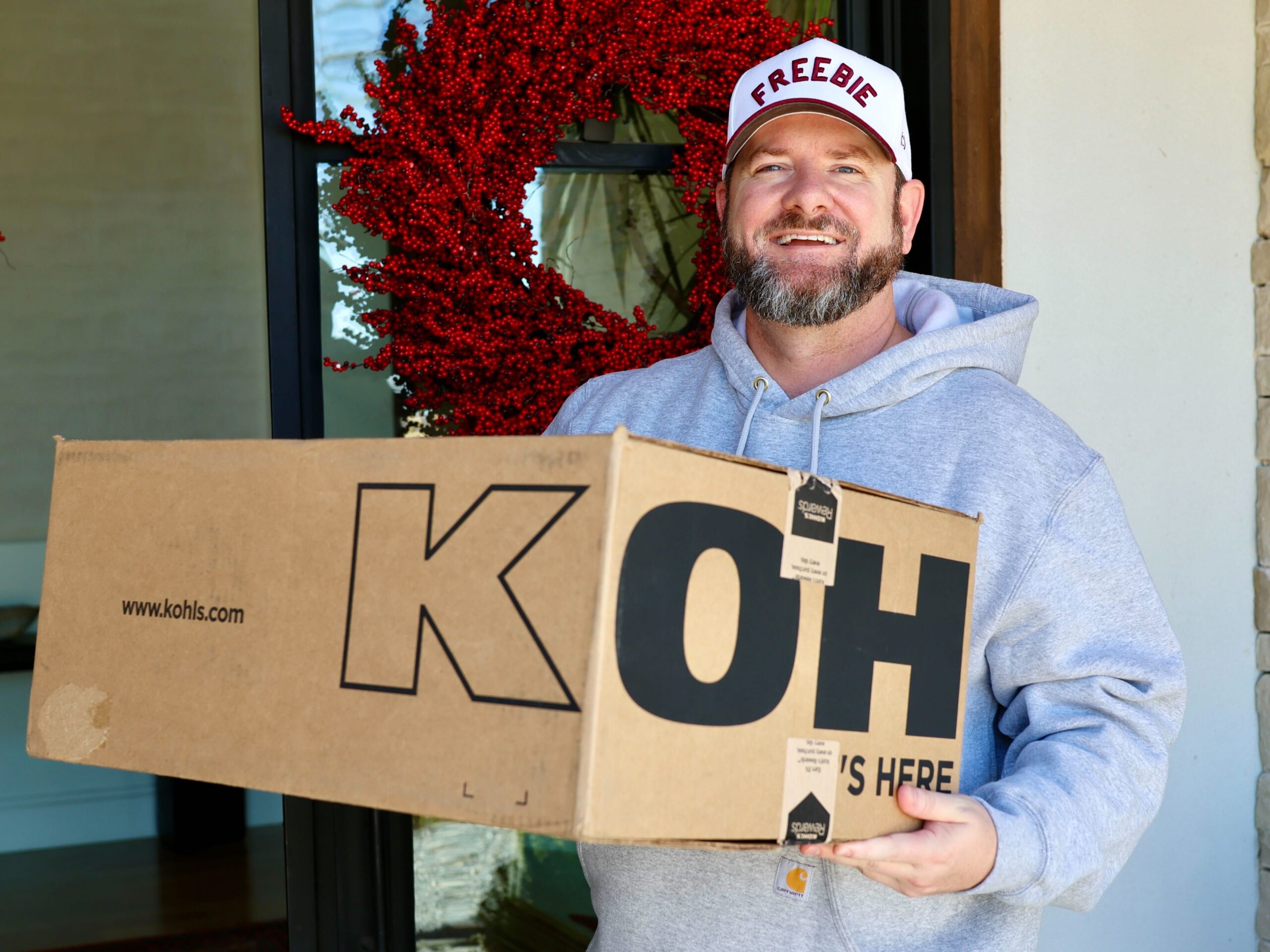 kendall with a kohl's box