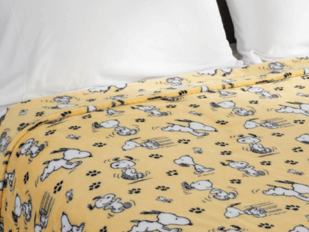 peanuts throw blanket king