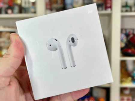 Apple AirPods