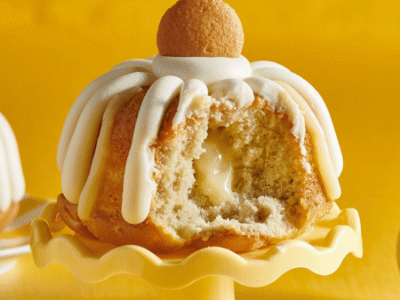 Banana Nothing Bundt Cake Bundtlets