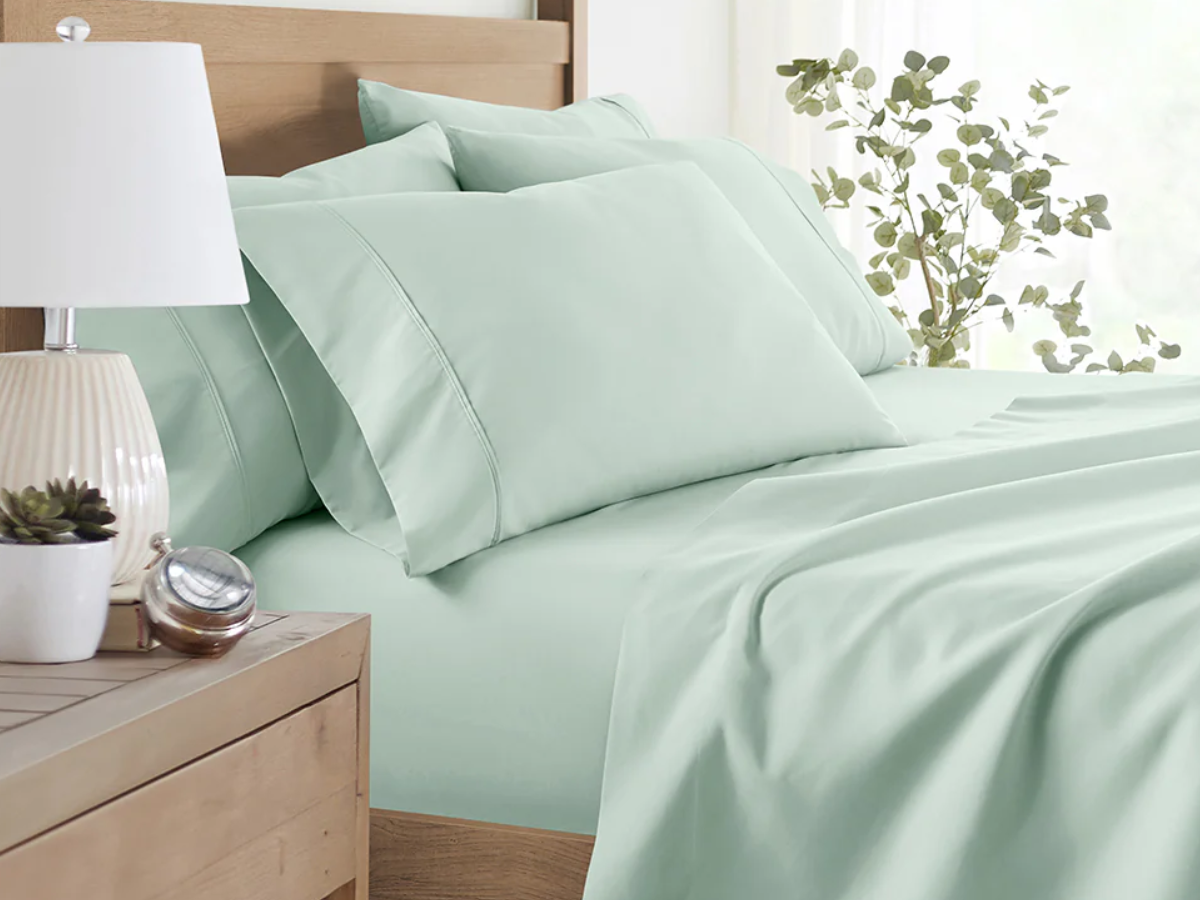 Linens Hutch Sheet Set