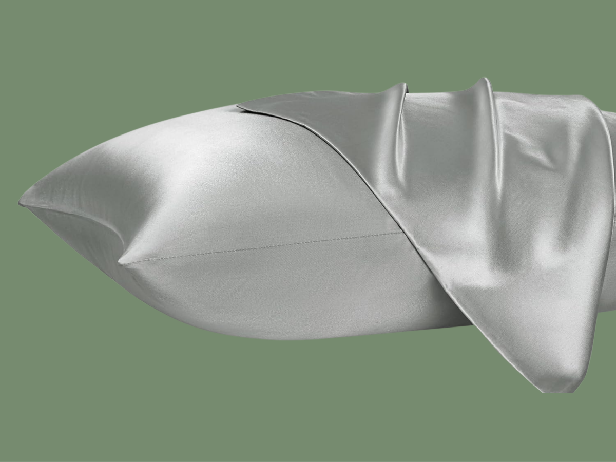 Bedsure satin Pillowcase 