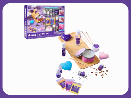 candle and bath bomb set