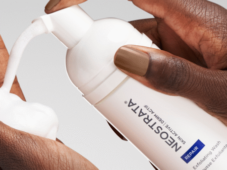 FREE Full Size NEOSTRATA Exfoliating Wash