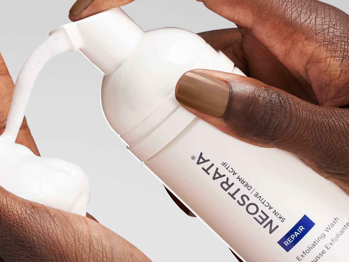 FREE Full Size NEOSTRATA Exfoliating Wash