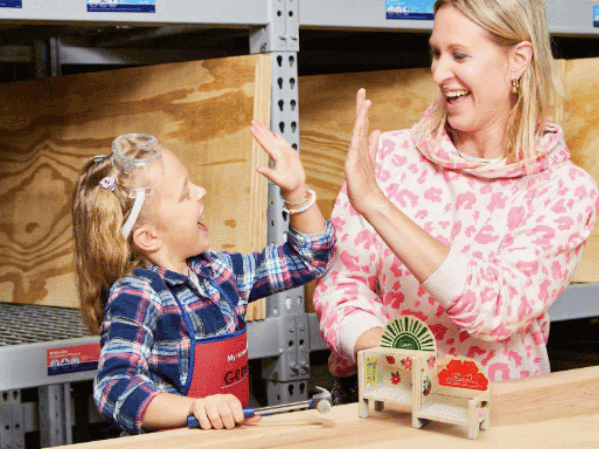Lowes Terrarium Kids Workshop