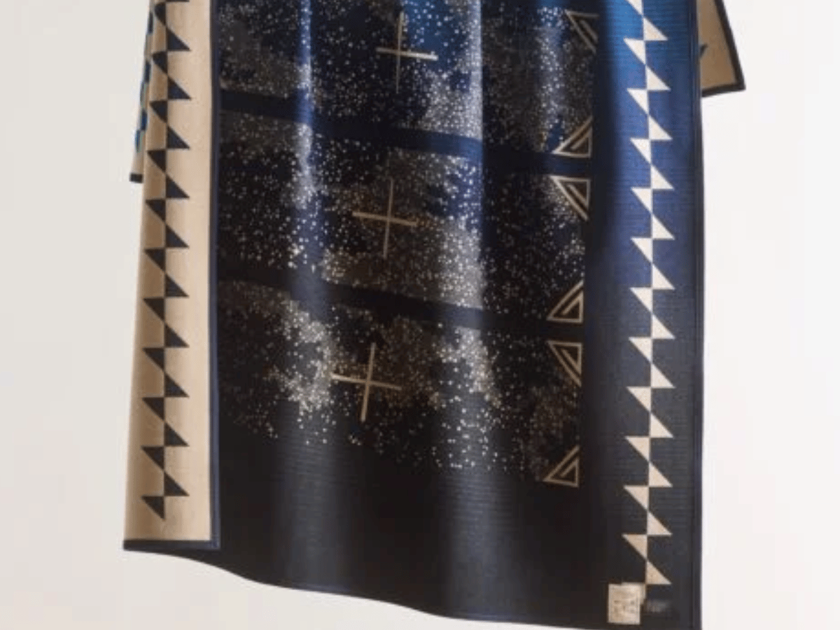 Pendleton Blanket (1) Pendleton Blanket (1)